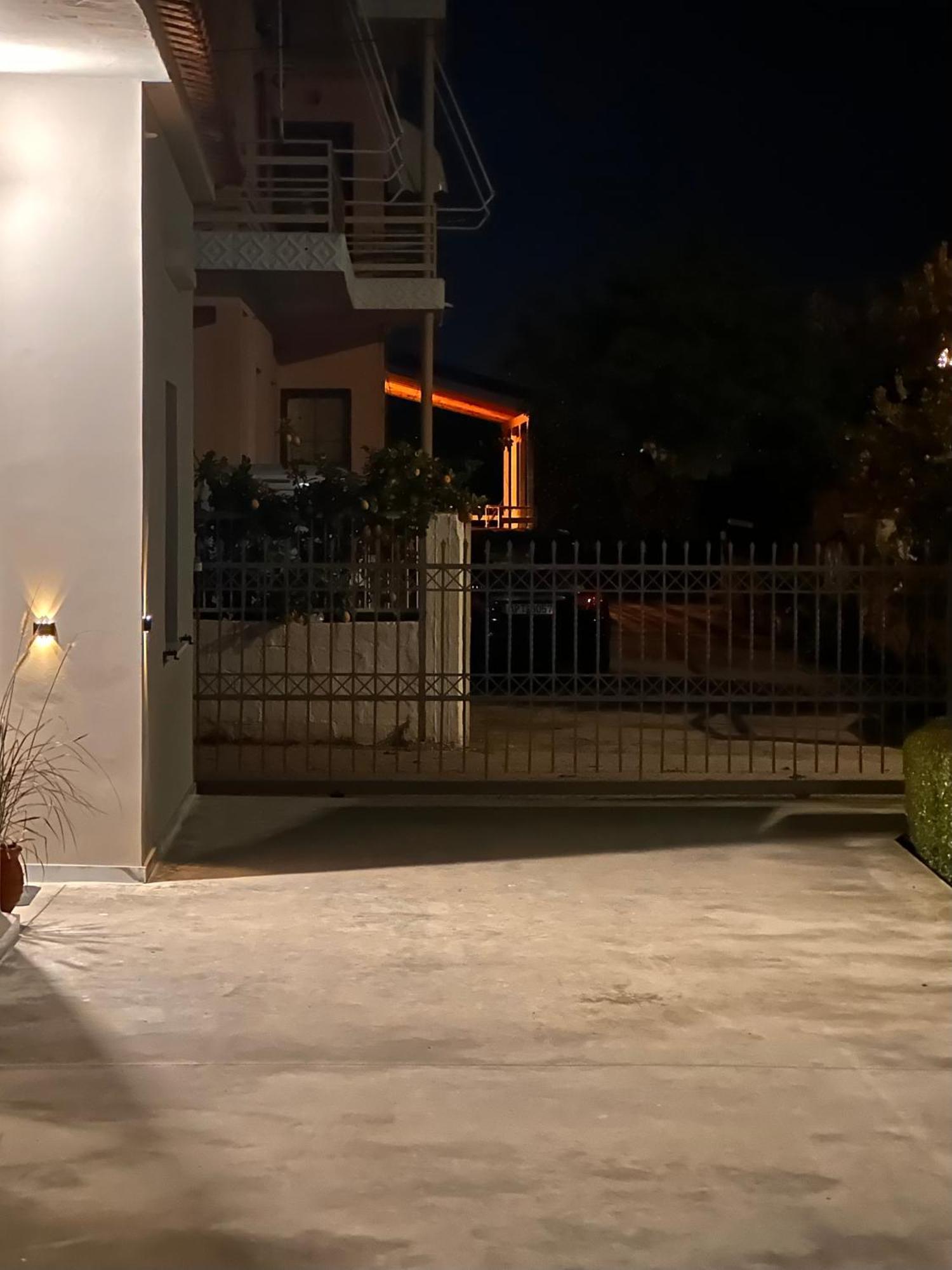 Koutsopodhi Aura Houseヴィラ エクステリア 写真